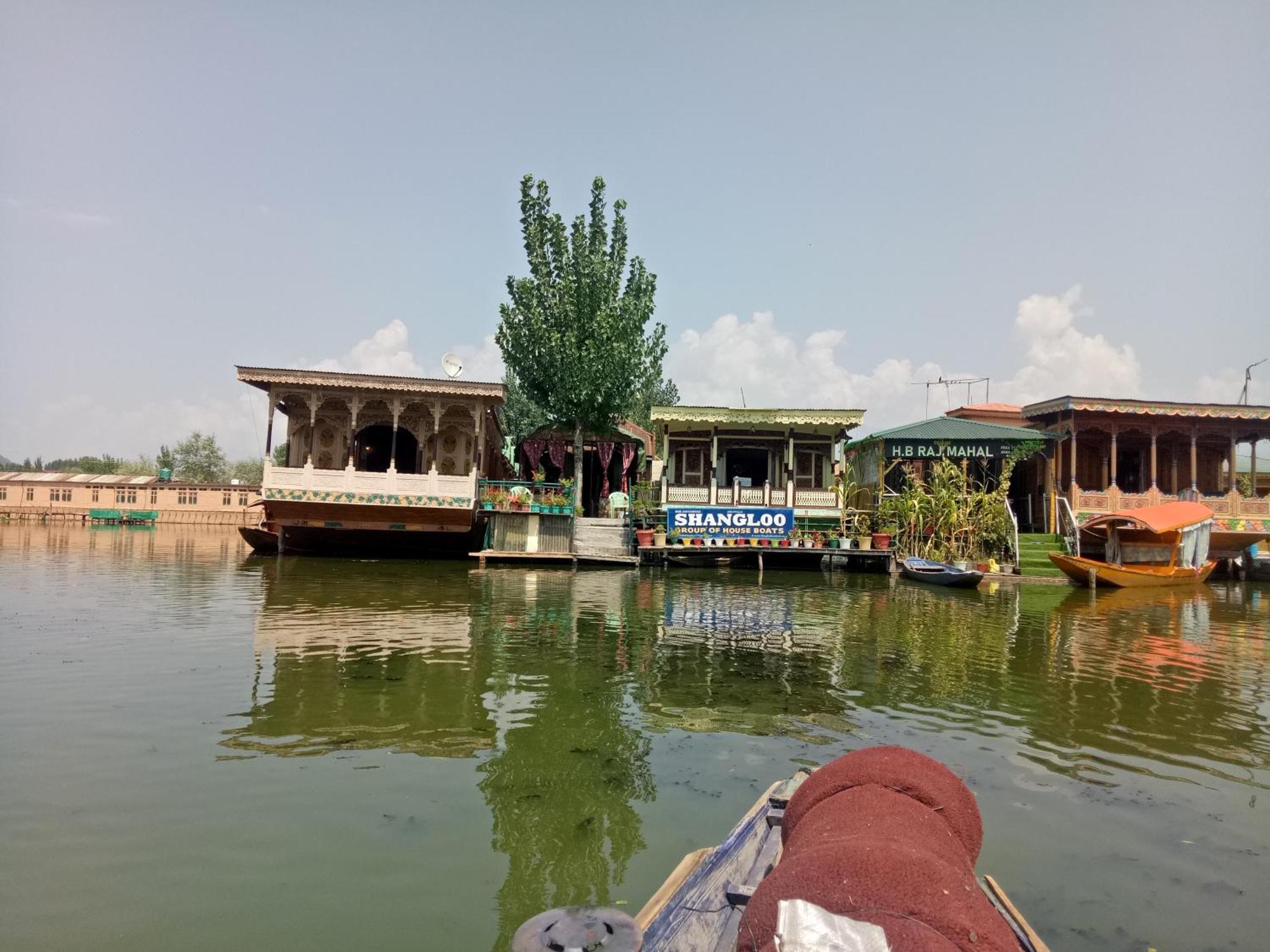 Bed & Breakfast House Boat New Manora Srinagar (Jammu and Kashmir)