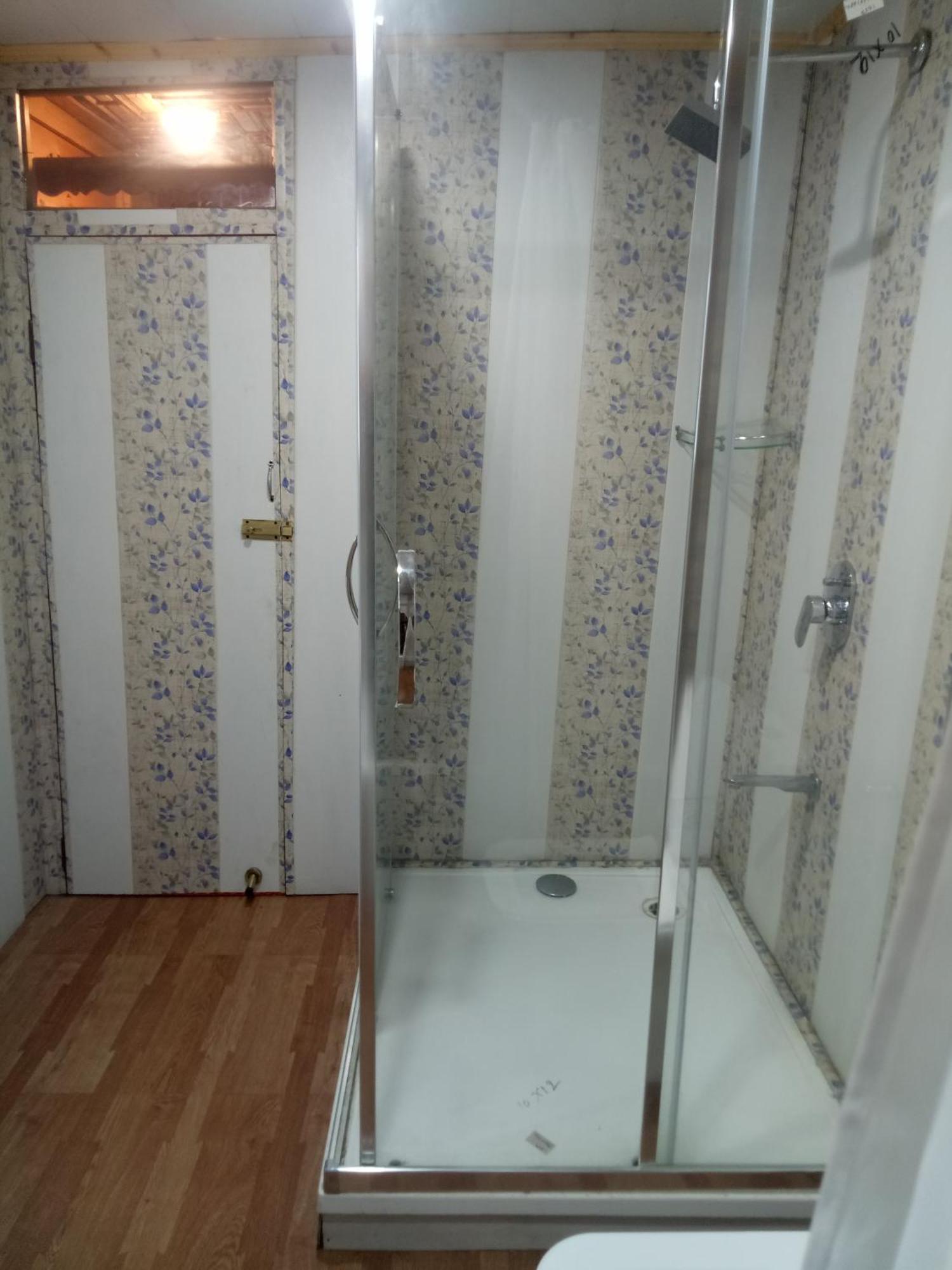 House Boat New Manora Bed & Breakfast