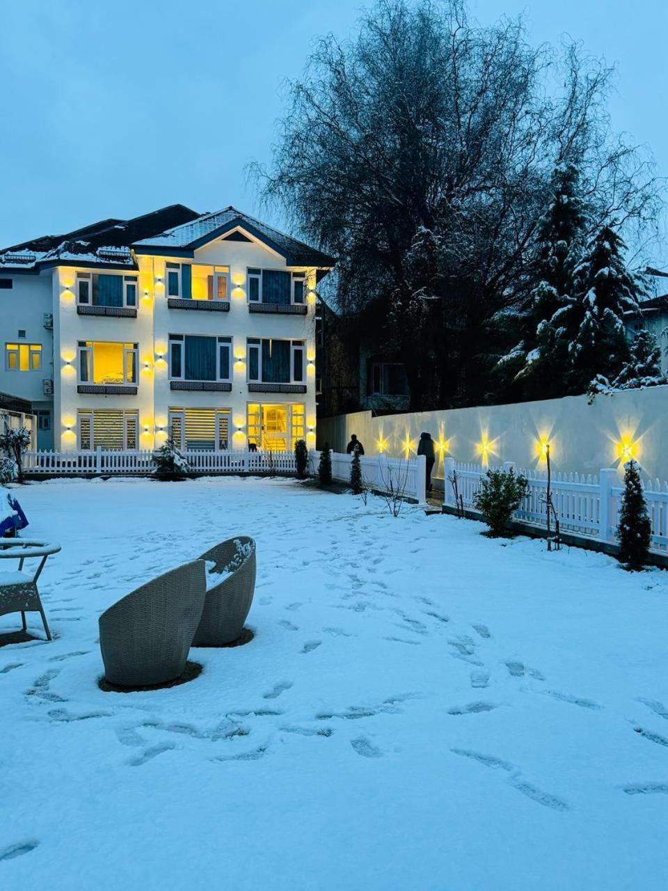 De Elaaf The Luxury 4* Srinagar (Jammu and Kashmir)