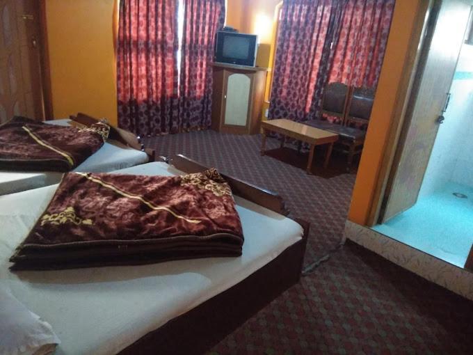 Parveen Hotel 3*