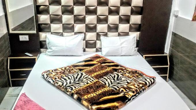 Hotel Parveen 3*