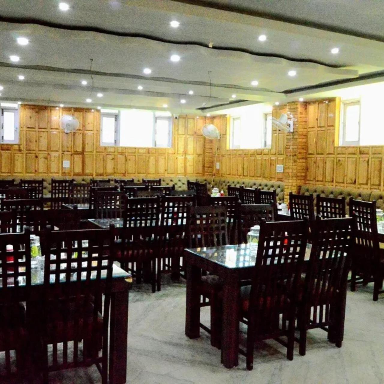 Grand Fortune 3* Srinagar (Jammu and Kashmir)