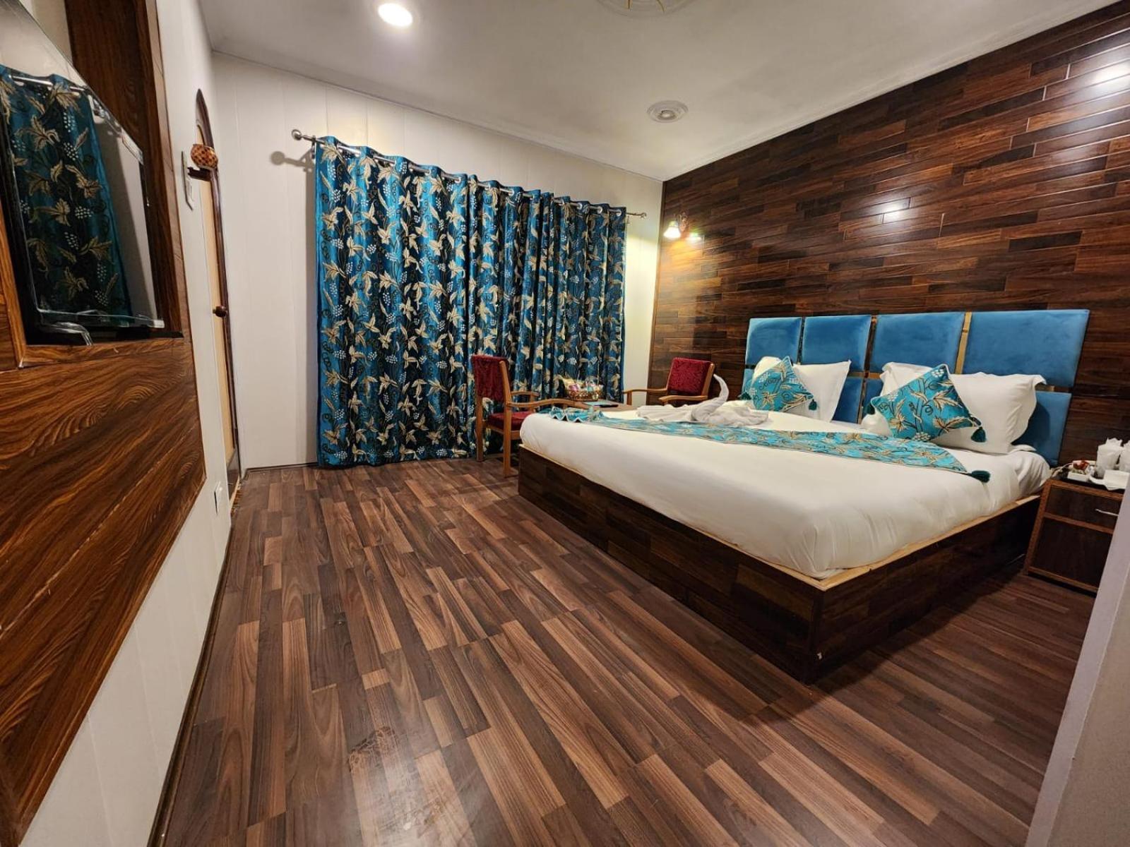 Group Of Hotel 4*