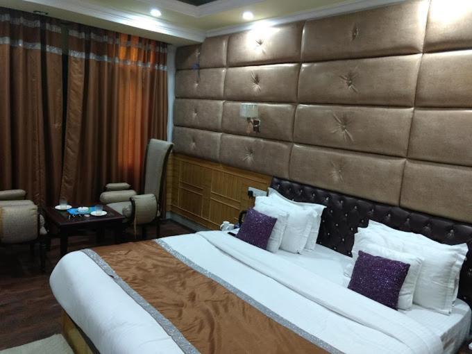 Hotel The Opal Oasis 3*