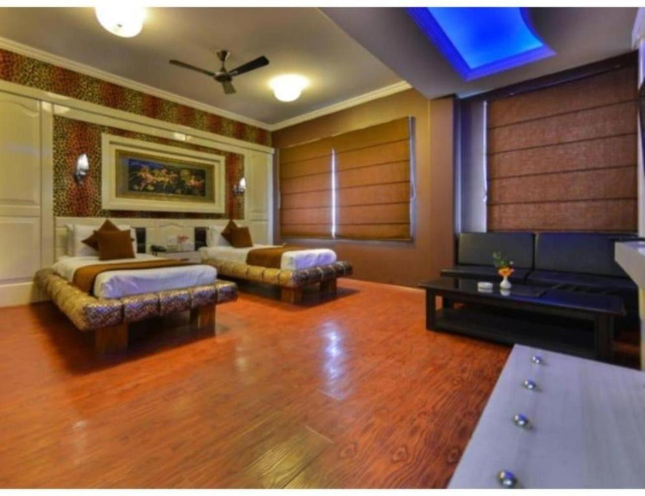 Samci Riviera, Srinagar (Jammu and Kashmir)