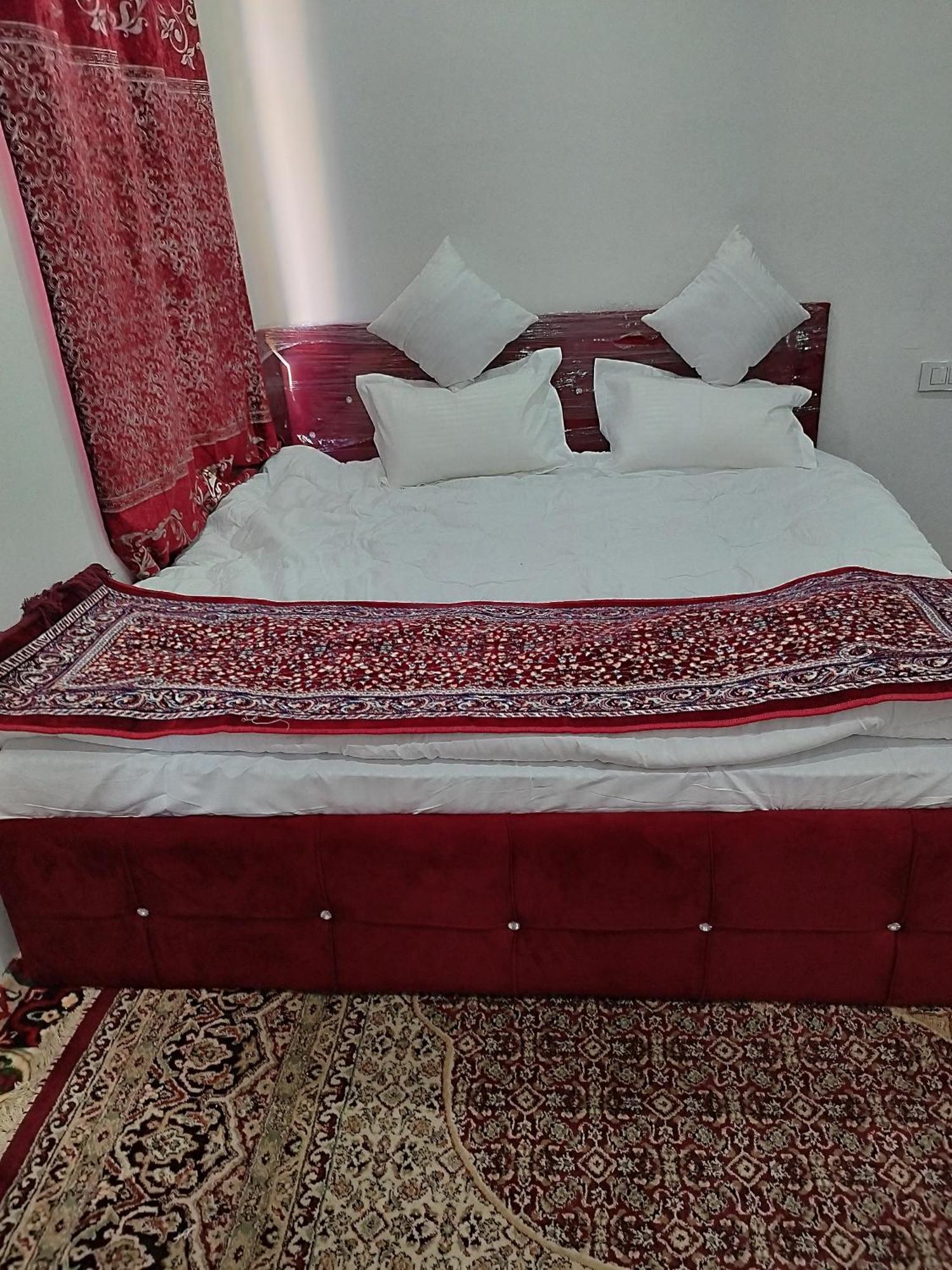 Comfort Zone Homestay Srinagar (Jammu and Kashmir)