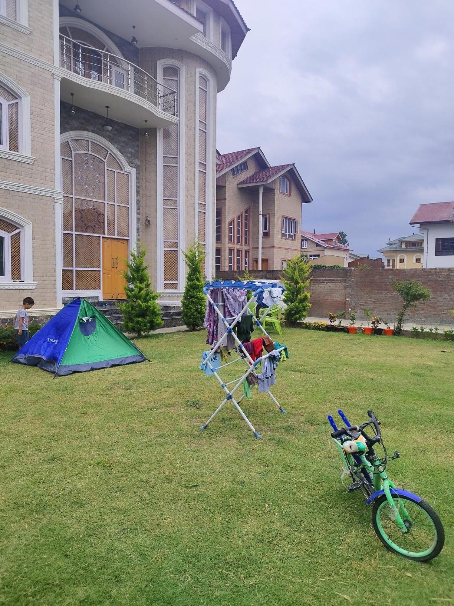 Comfort Zone Homestay Srinagar (Jammu and Kashmir)