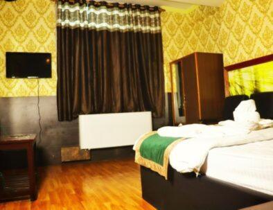 Darussalam Restaurant And Hotel