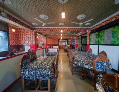 Darussalam Restaurant And Srinagar (Jammu and Kashmir)