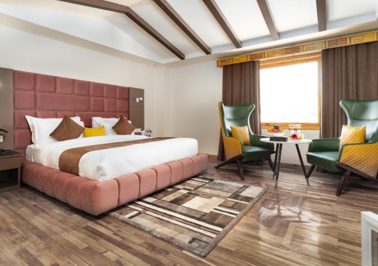 Grand Mir International, 5* Srinagar (Jammu and Kashmir)