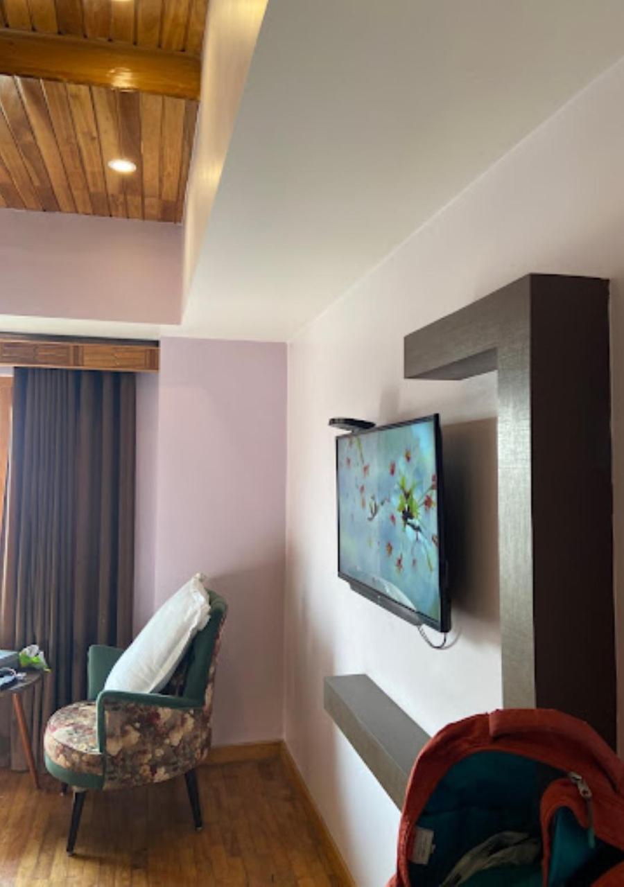 Grand Mir International, Srinagar (Jammu and Kashmir)