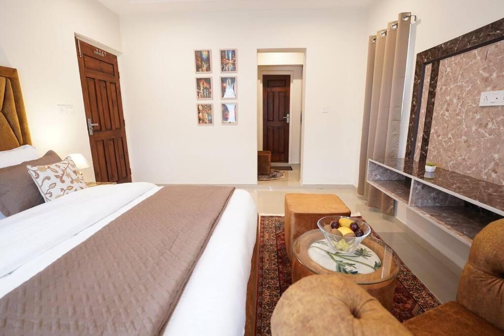 Walisons Spirea 3 Bhk B1