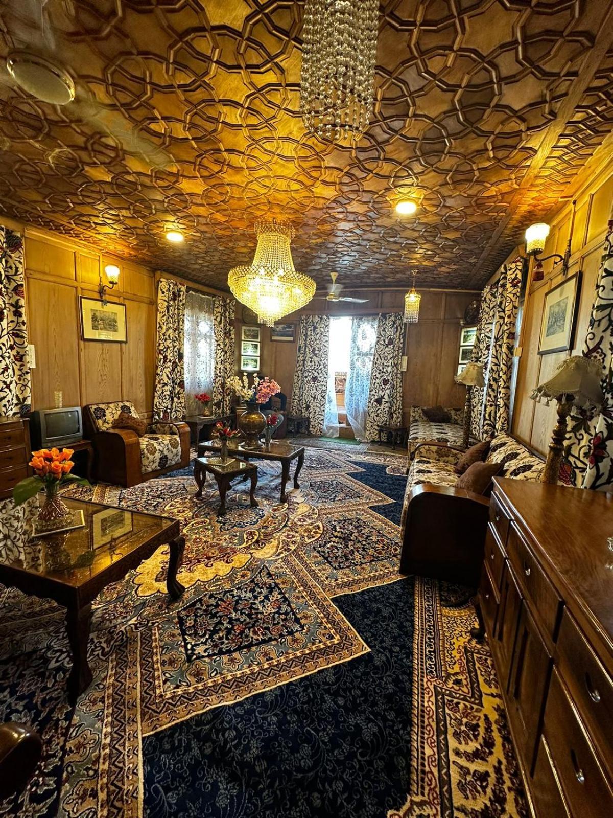 The Heritage Group Of Houseboats Hotel Srinagar (Jammu and Kashmir)