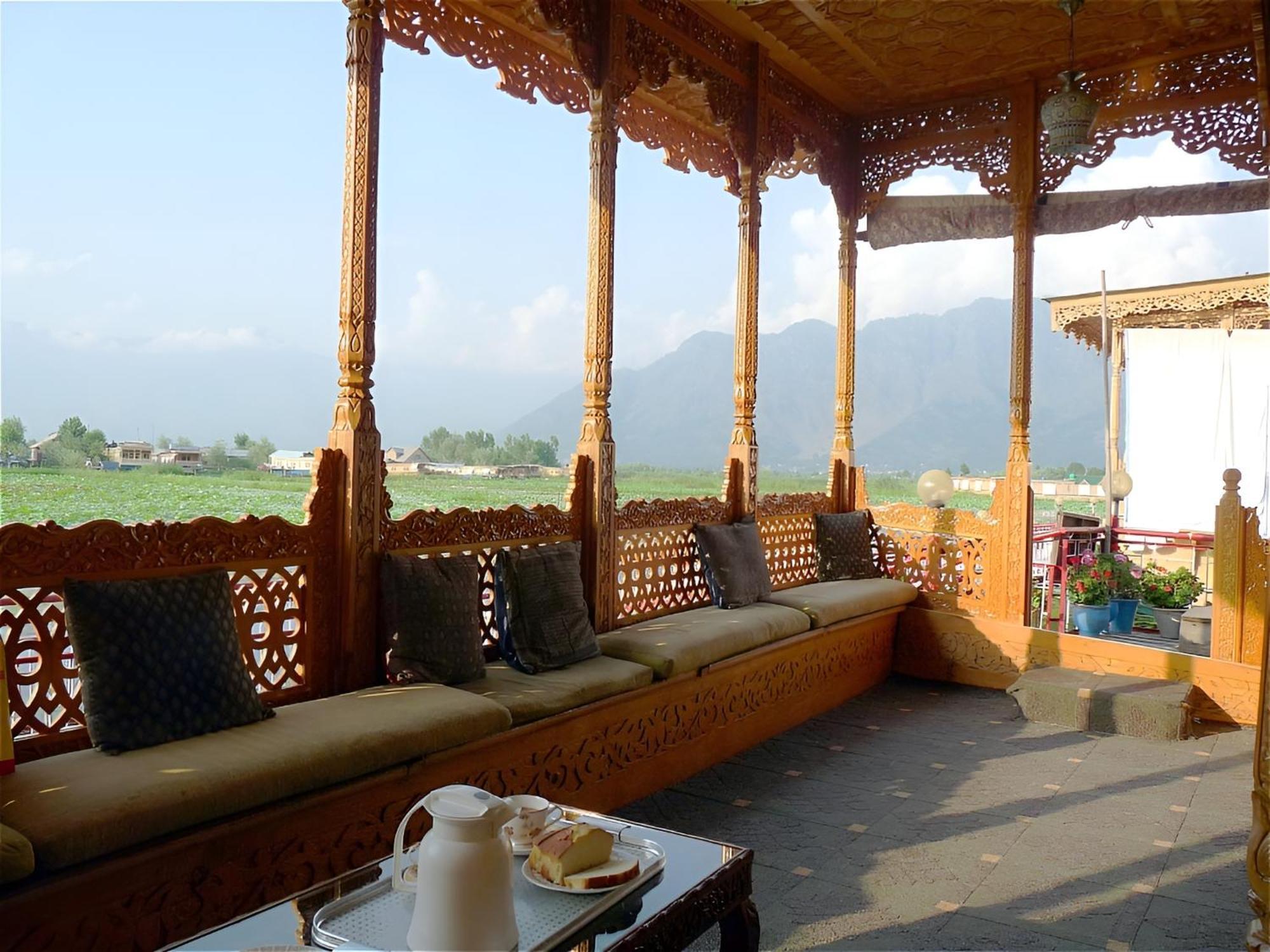 The Altaf Group Of Houseboats 4*