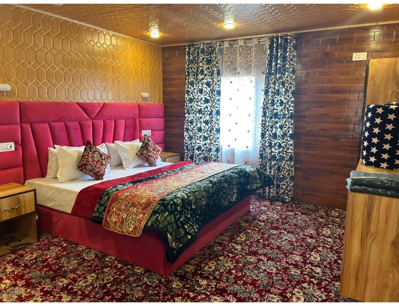 Jigar Heritage ,srinagar Homestay *