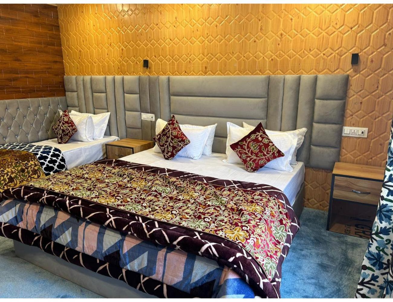 Jigar Heritage ,srinagar Homestay Srinagar (Jammu and Kashmir)