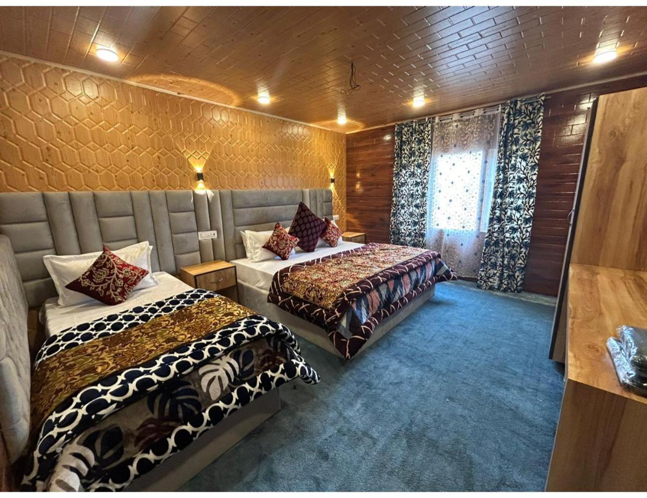 Jigar Heritage ,srinagar *