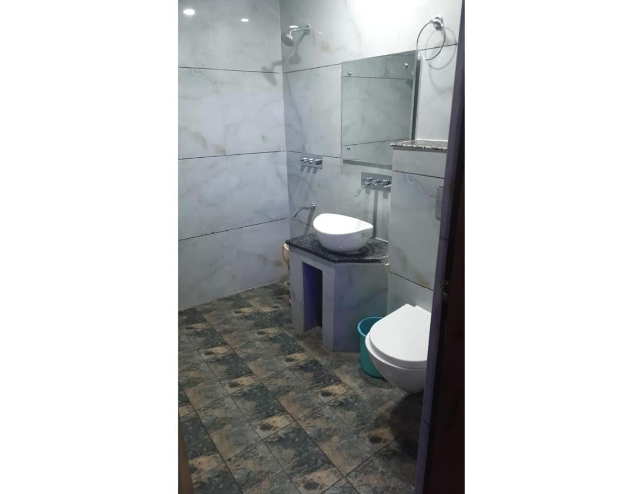 Homestay Grand , Srinagar (Jammu and Kashmir)
