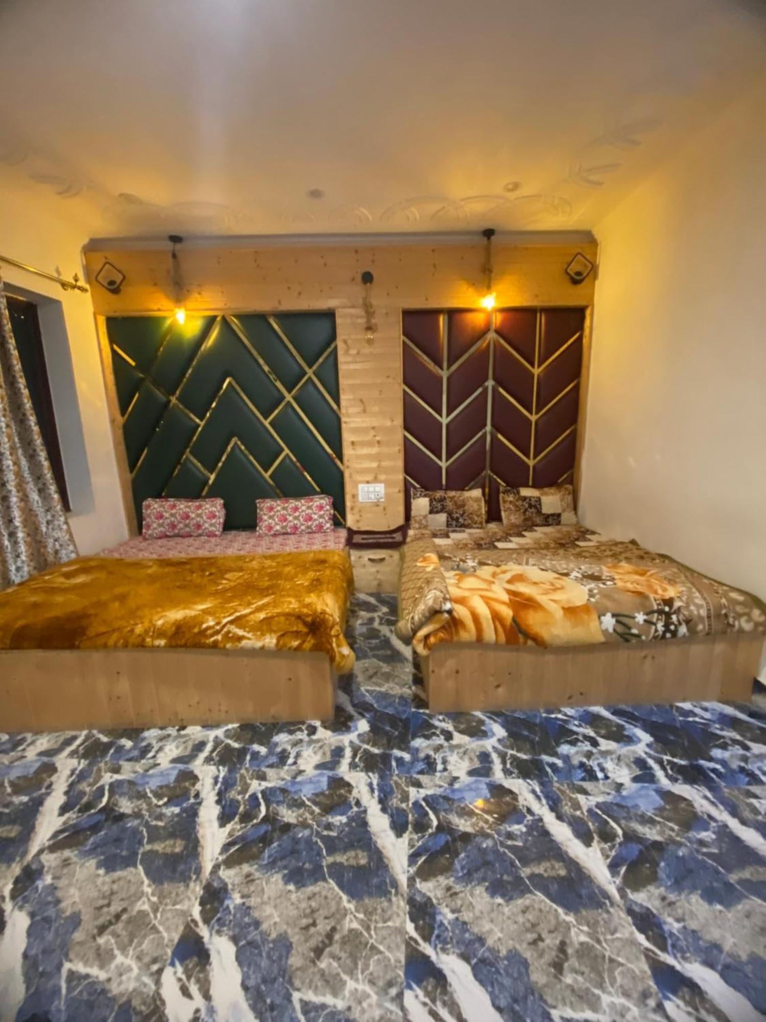 Guest house Sheikh Srinagar (Jammu and Kashmir)