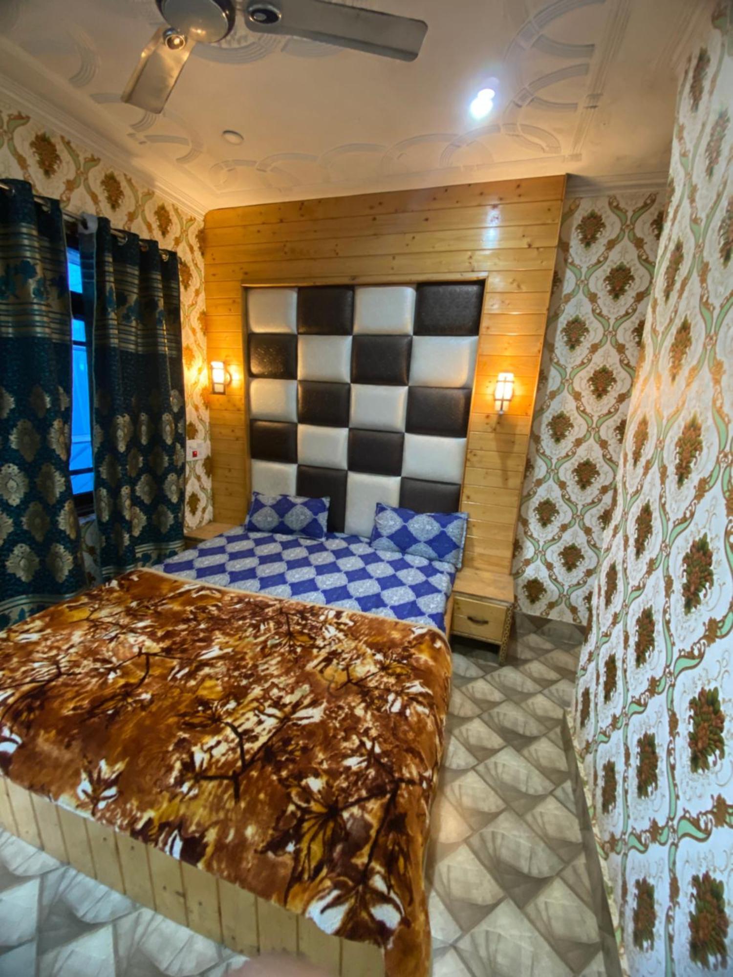 Guest house Sheikh Srinagar (Jammu and Kashmir)