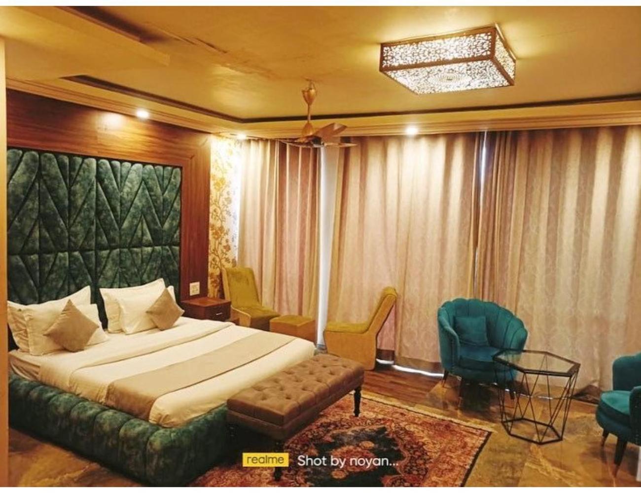 Mehtab Palace, Homestay