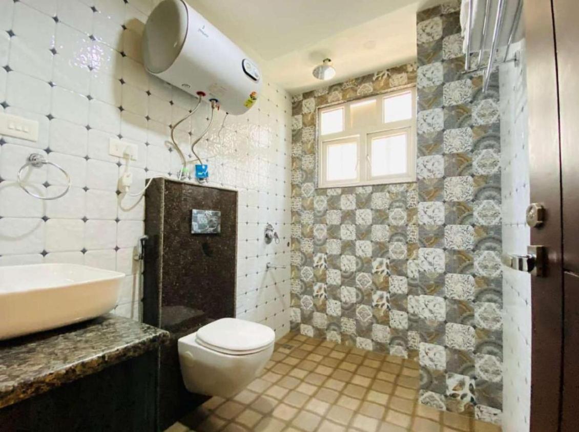 Hotel Pearl Pavilion 4*