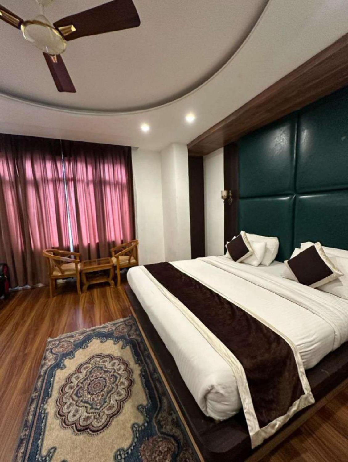 Pearl Pavilion Hotel 4*