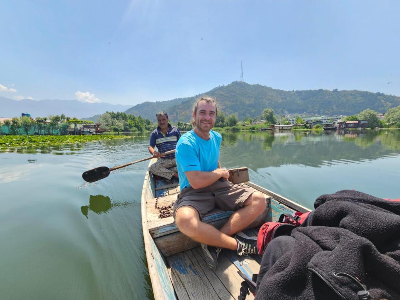 Pana 4 Boat House Homestay