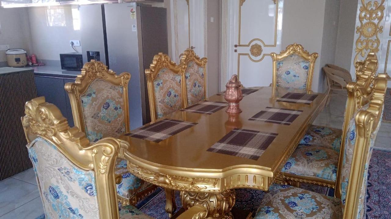 Guest house Sehar The Golden Morning Glory Srinagar (Jammu and Kashmir)