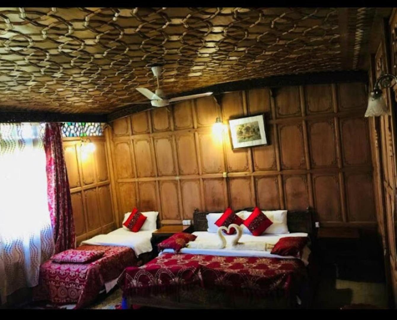 Aliflaila Laila Group Of Houseboats , 3* Srinagar (Jammu and Kashmir)