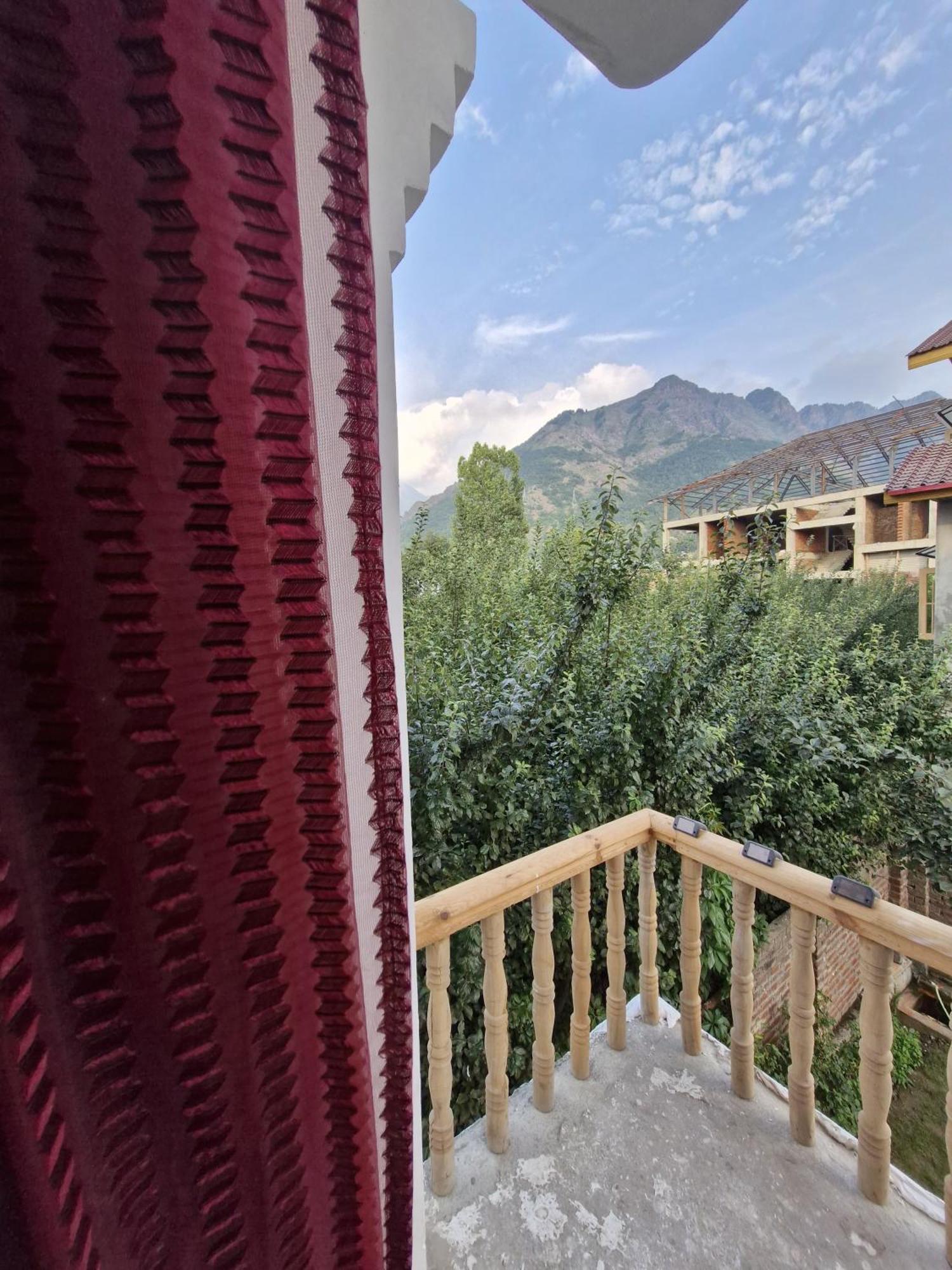 Shesh Bagh Boutique Luxury Retreat *