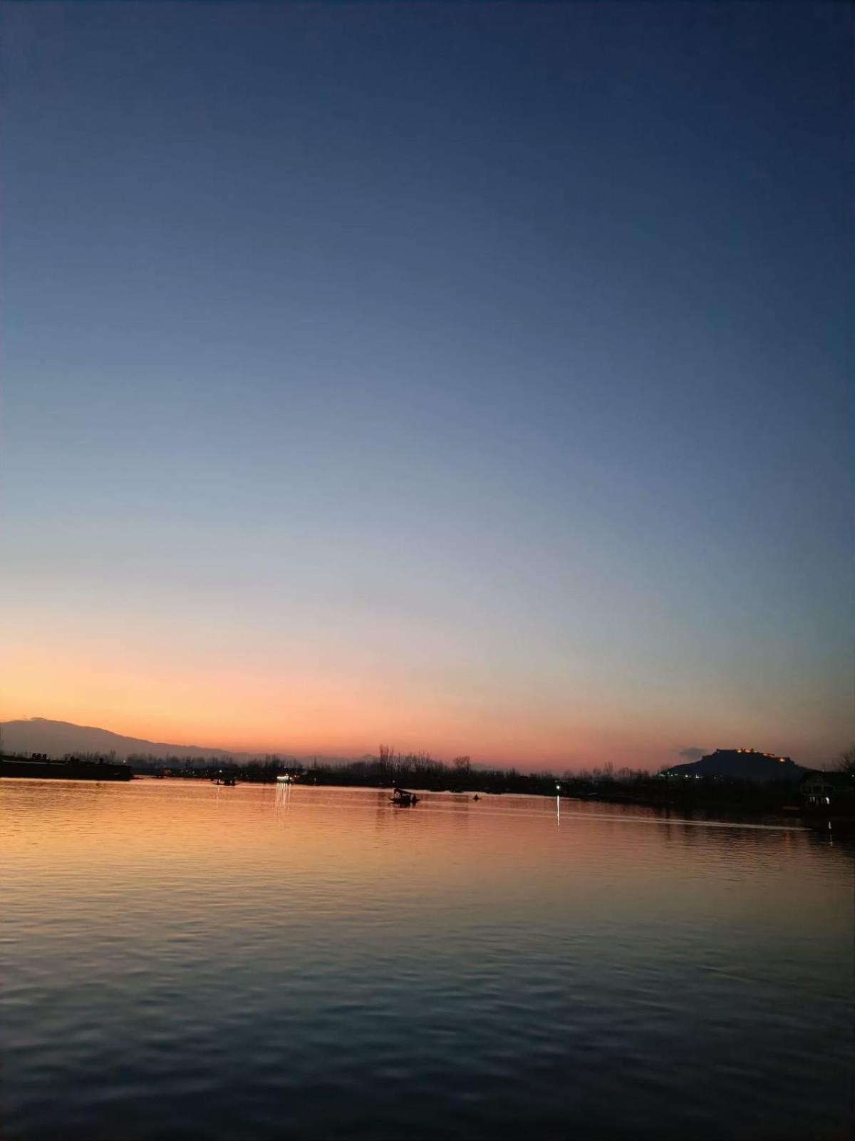 Island And Homestay