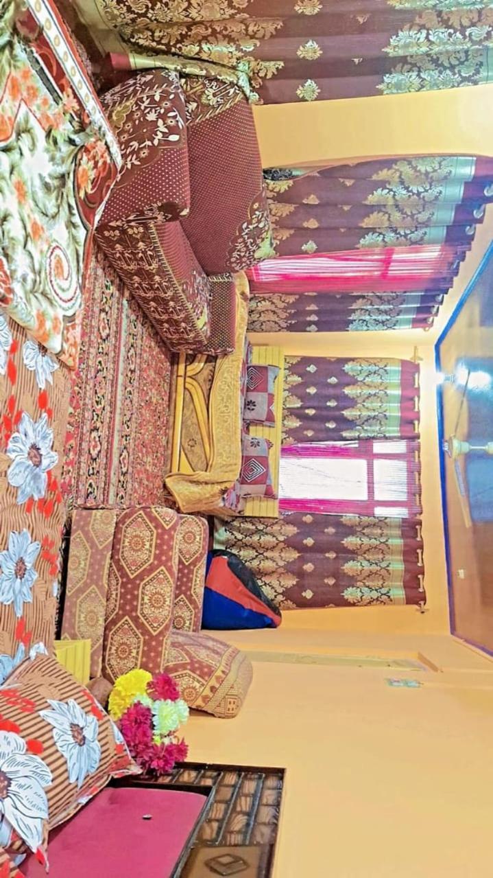 Lake View Qazi Guest house Srinagar (Jammu and Kashmir)