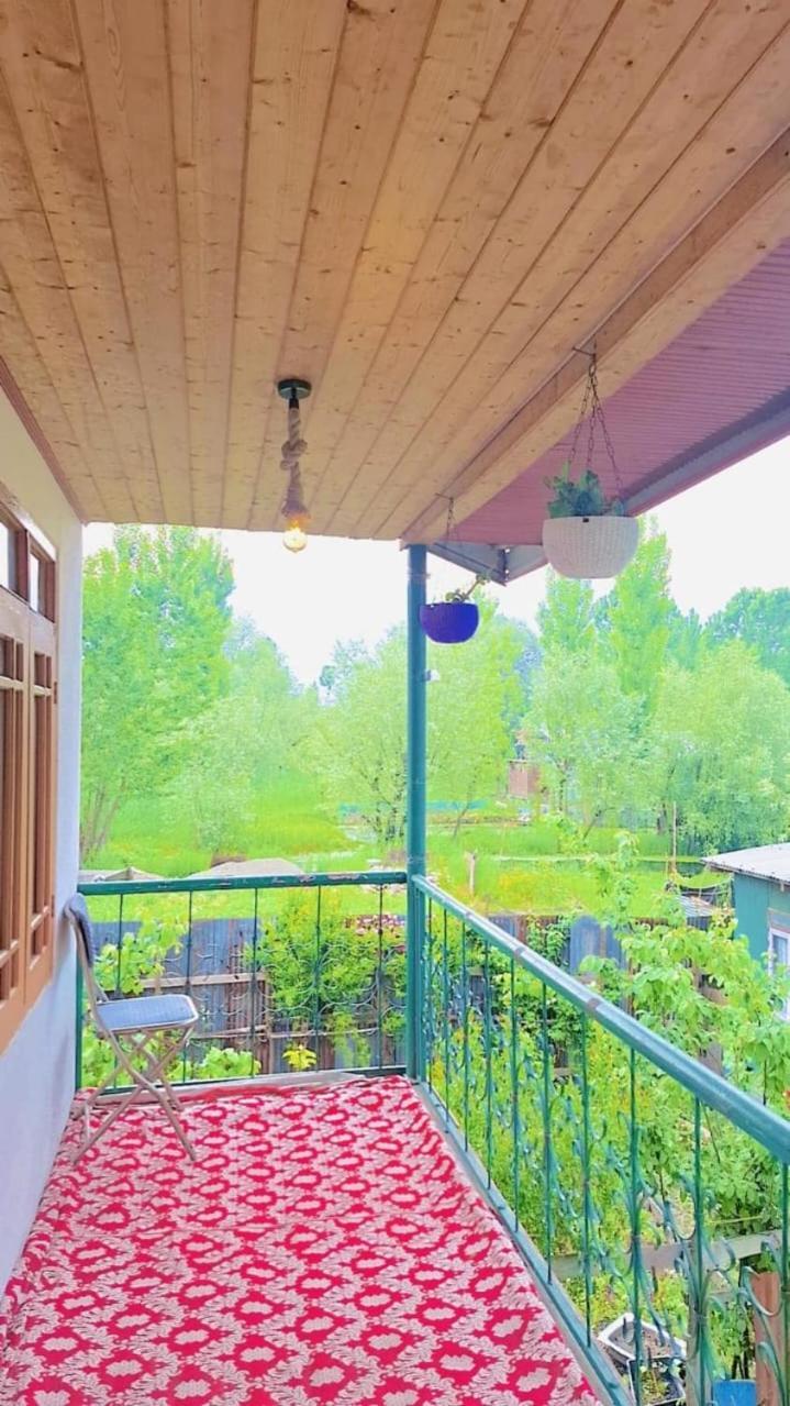 Lake View Qazi