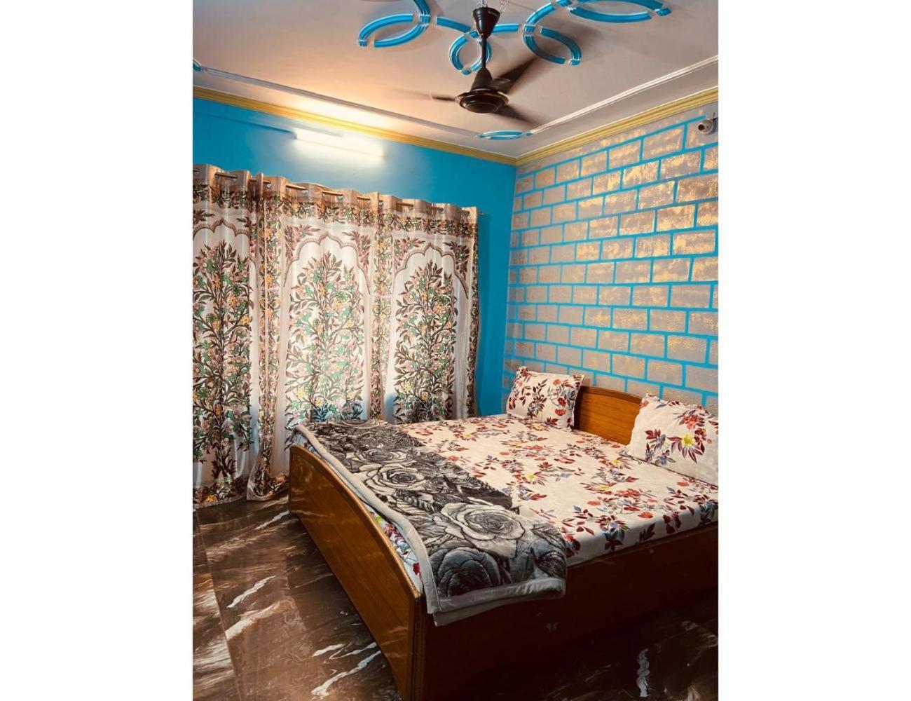 Homestay Heeposh,