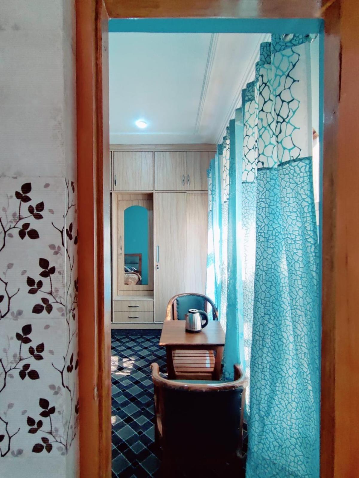 Guest house The Aastana