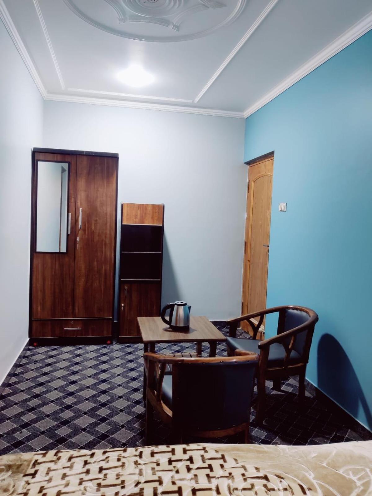 Guest house The Aastana Srinagar (Jammu and Kashmir)