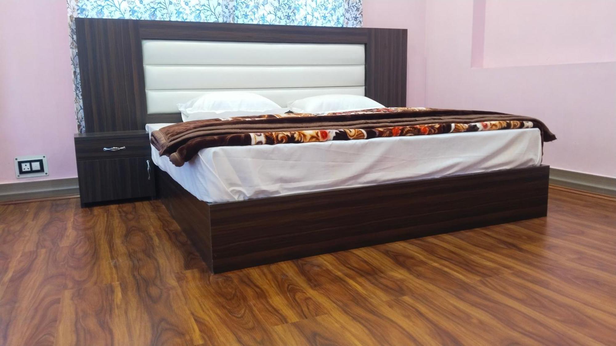 Dameer Palace Guest house