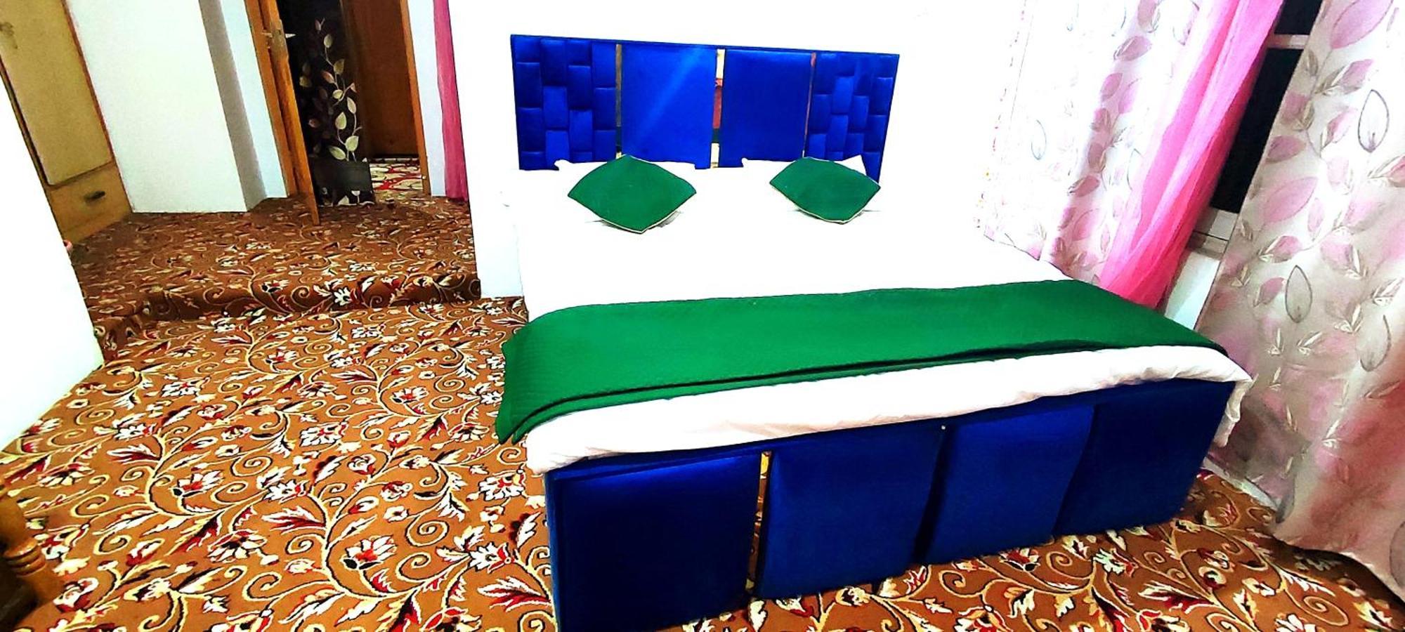 Homestay The Clover *