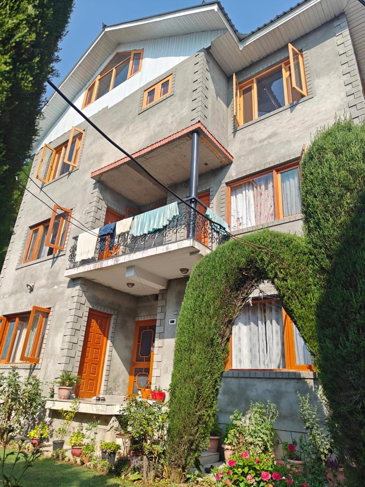 Homestay Rufaie Manzil Srinagar (Jammu and Kashmir)