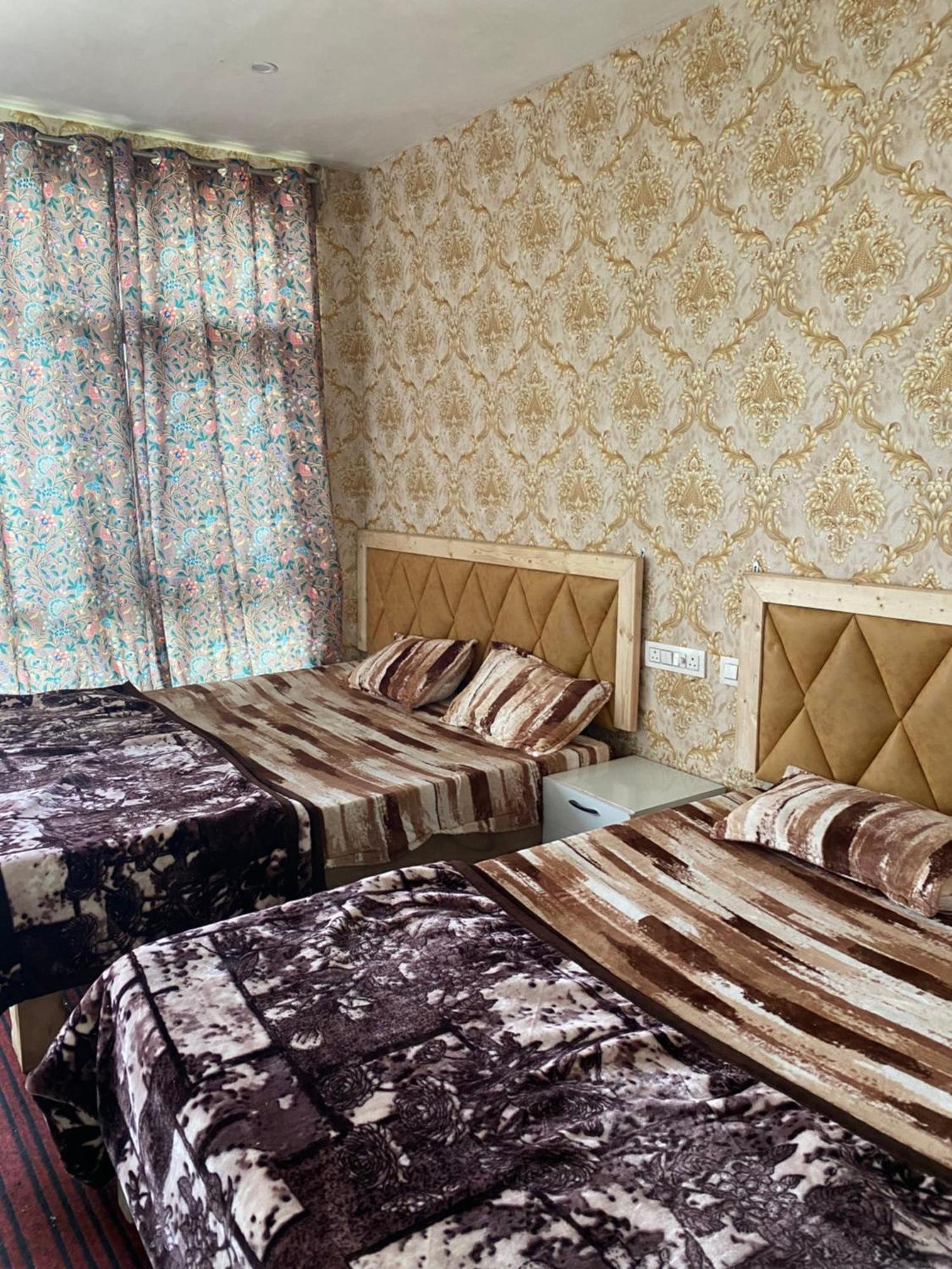 Tripzigo Hotel *