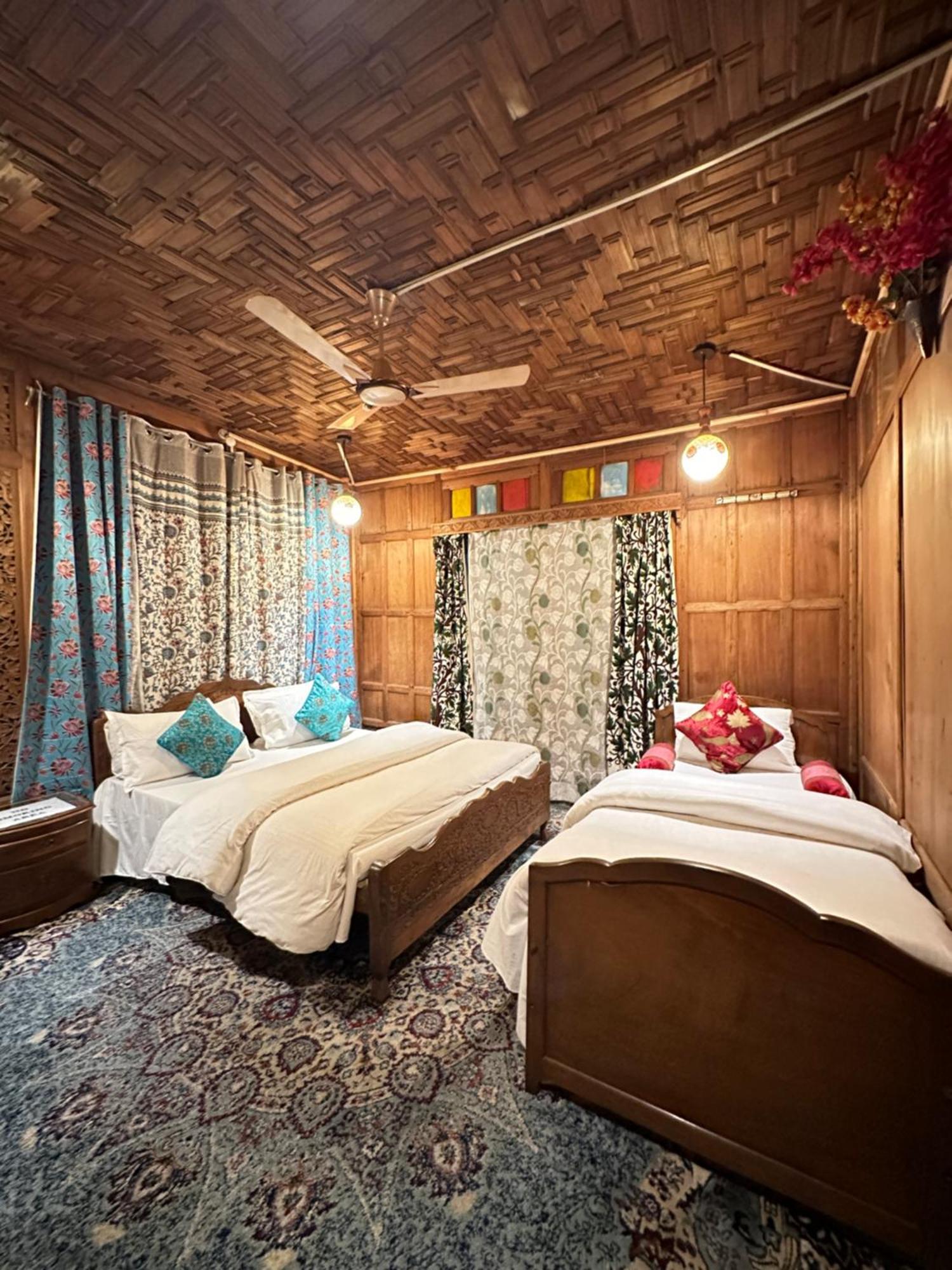 Heritage Palace Hotel 3*