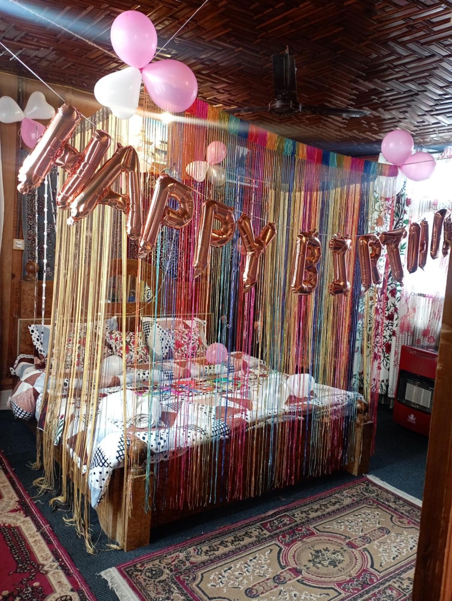 Botel The Altaf Group Of Houseboats