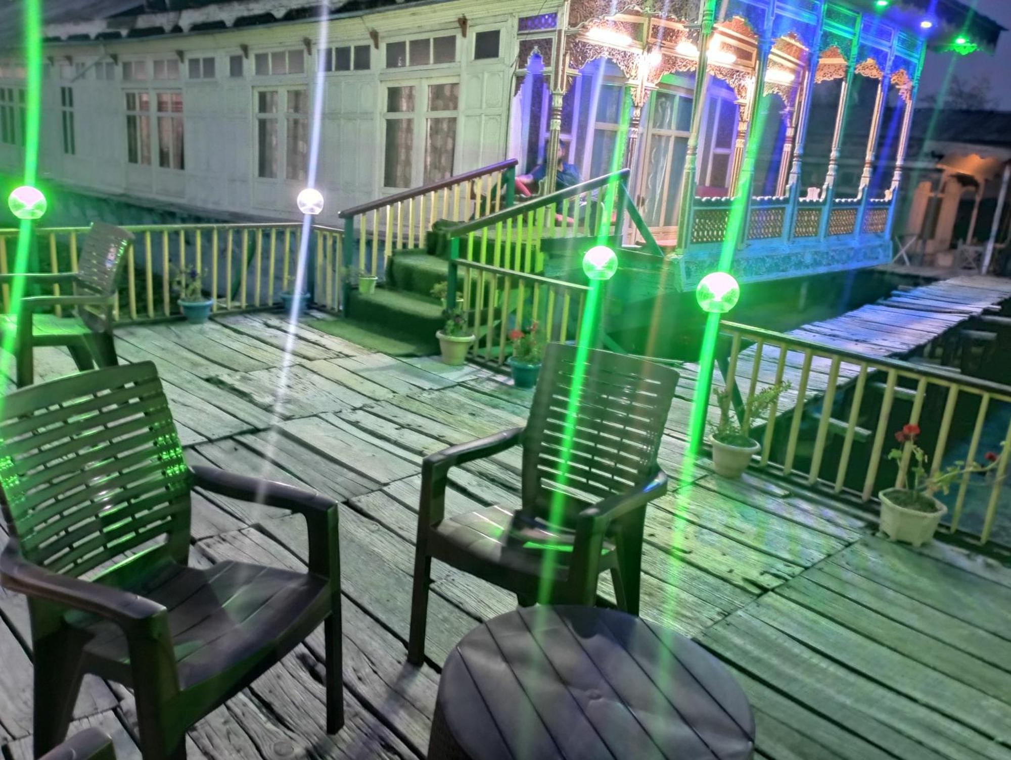 The Altaf Group Of Houseboats Botel 4*