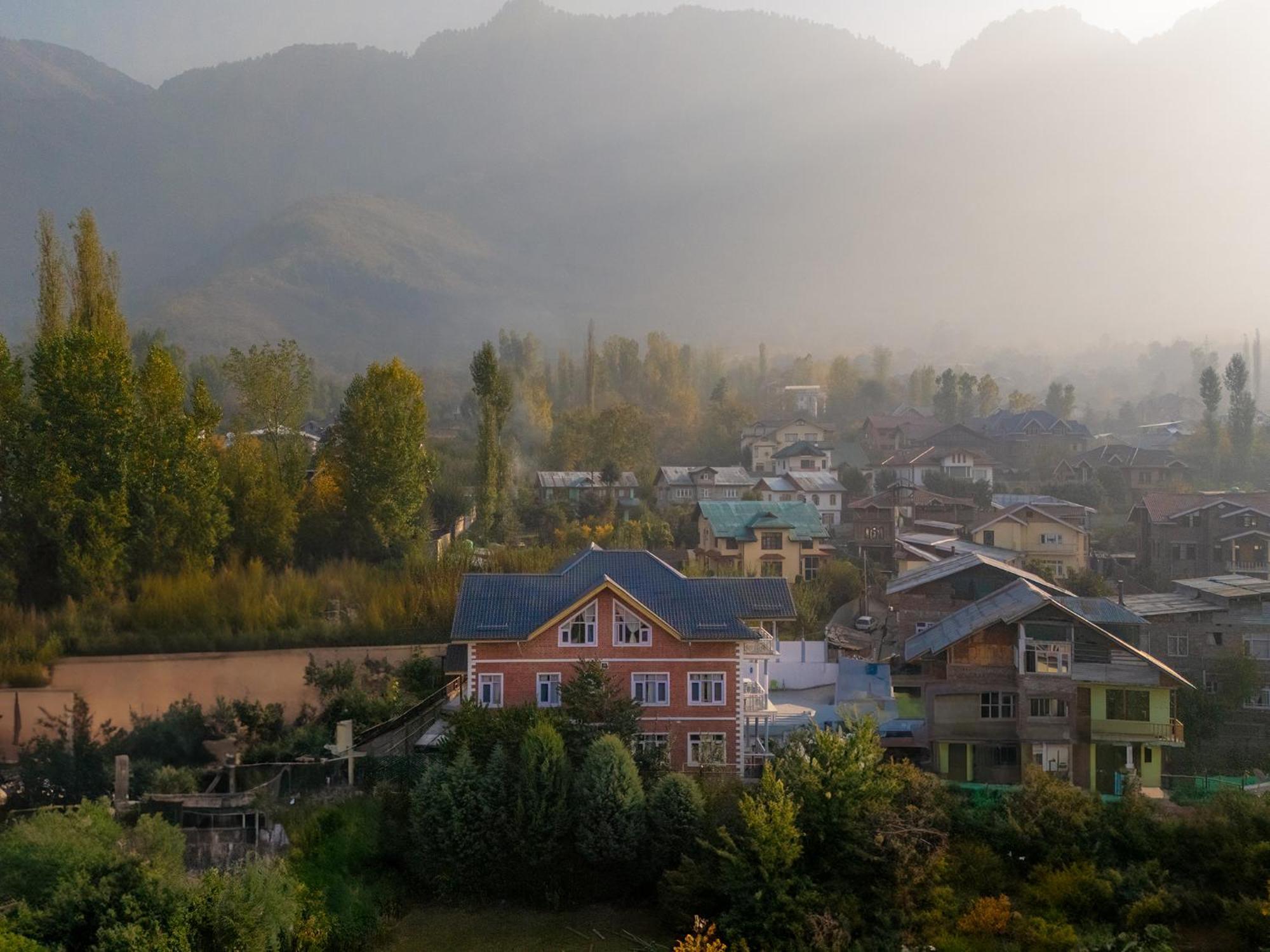 Moustache Hostel Srinagar (Jammu and Kashmir)