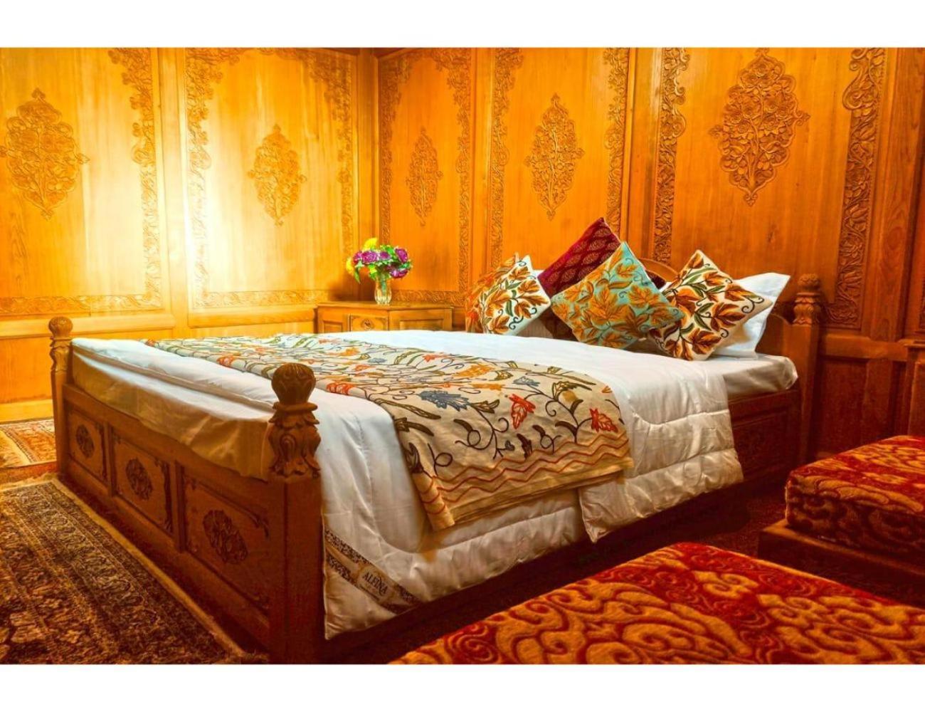 Jigar Heritage ,srinagar *