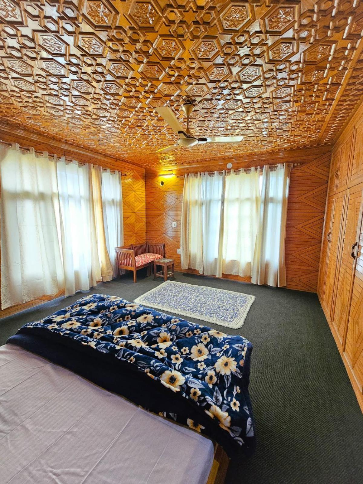 Bed & Breakfast Serene By Juniper Resorts, Rajbagh, *