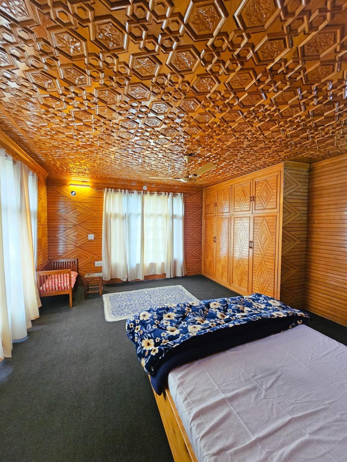 Serene By Juniper Resorts, Rajbagh,