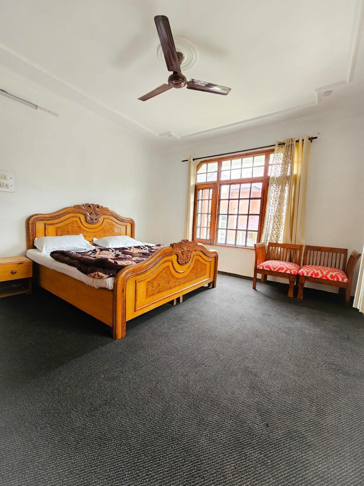 Bed & Breakfast Serene By Juniper Resorts, Rajbagh, *
