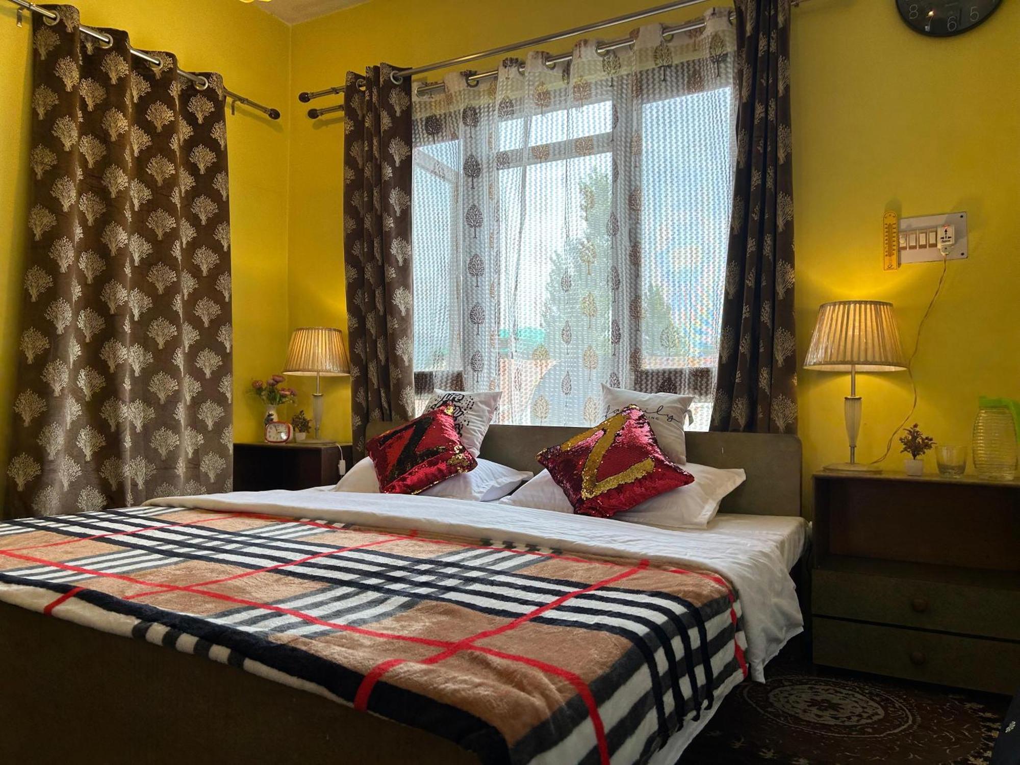 Grand Aurora Retreat * Srinagar (Jammu and Kashmir)